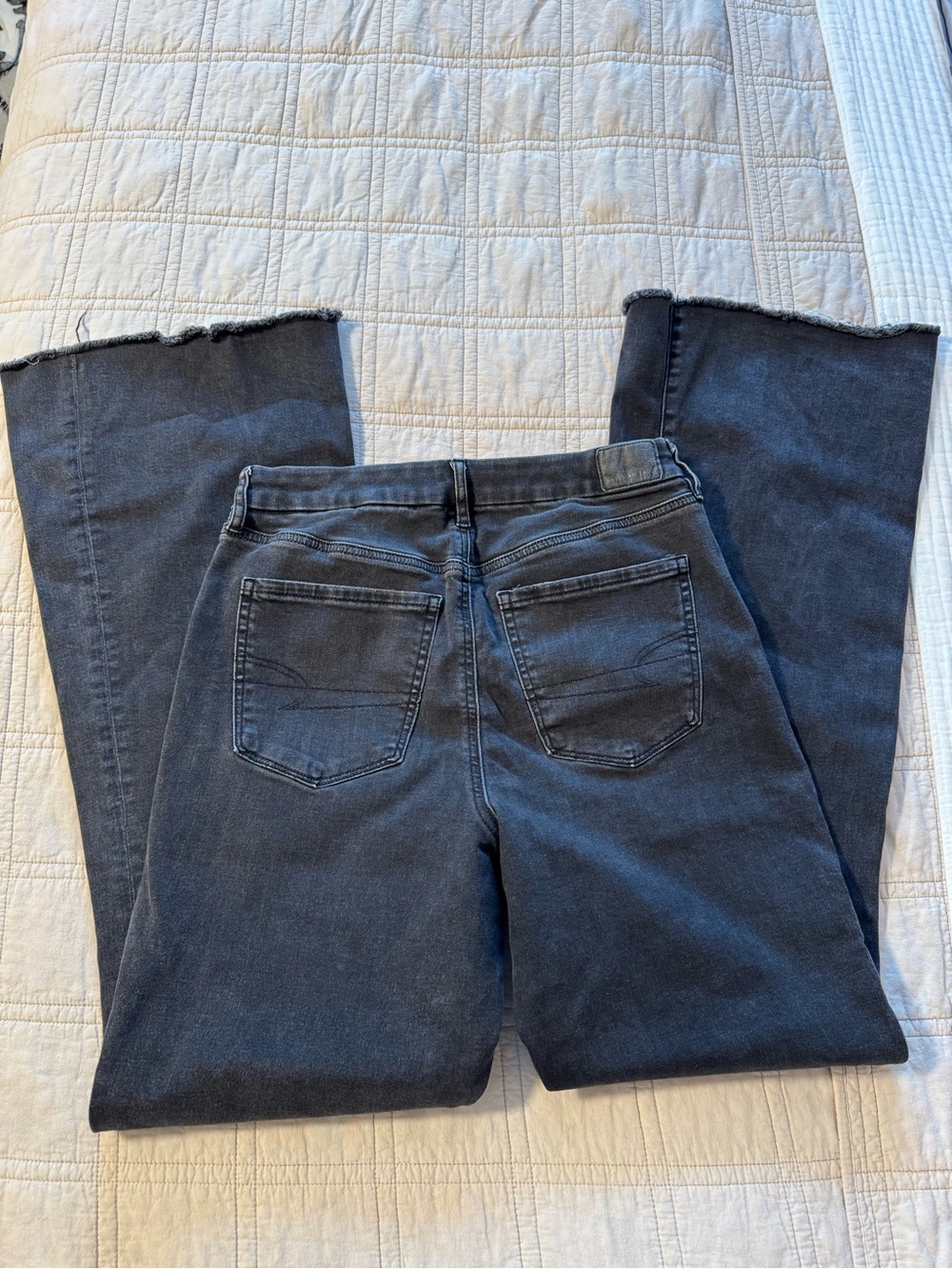 American Eagle high rise flare jeans - Picture 7 of 11